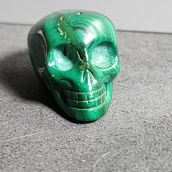 Small Malachite Skull (1x1 inch) - Picture 1 of 2